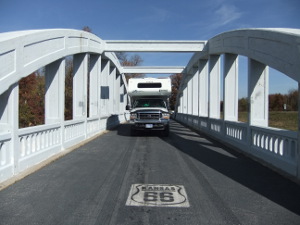 Rainbow Curve Bridge on old Route 66