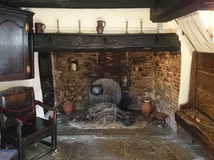 Hearth & Settle, Anne Hathaway's Cottage
